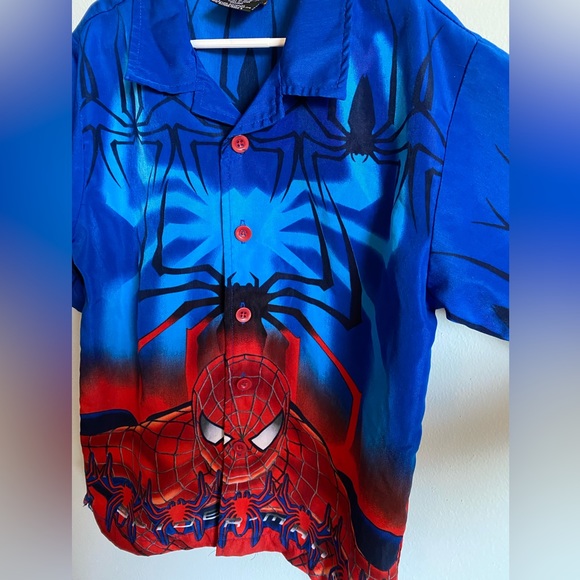 2004 Spiderman 2 button up shirt - Picture 2 of 9